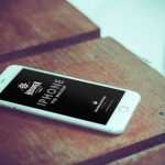 10 Photorealistic iPhone 6 Free PSD Mockups
