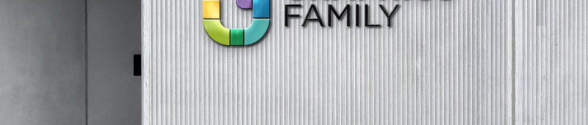 3D Shutter Logo Mockup