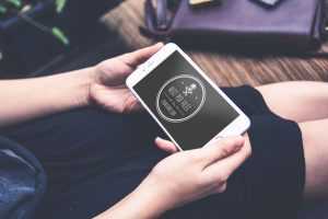 6 Free iPhone 6 PSD Mockups