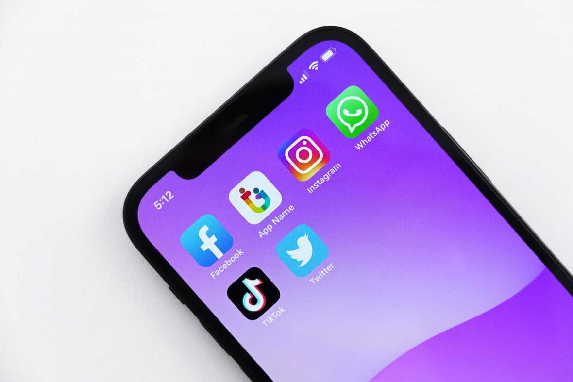 App Icon Mockup with Focus