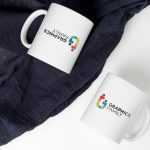 Dual Cup Logo Mockup - Download Grátis Dual Cup Logo Mockup