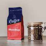 Eco Friendly Coffee Pouch Design Mockup - Download Grátis Eco Friendly Coffee Pouch Design Mockup
