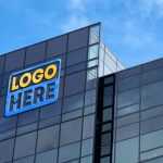 Famous Hi-Tech Business Building 3D Logo mockup - Download Grátis Famous Hi-Tech Business Building 3D Logo mockup