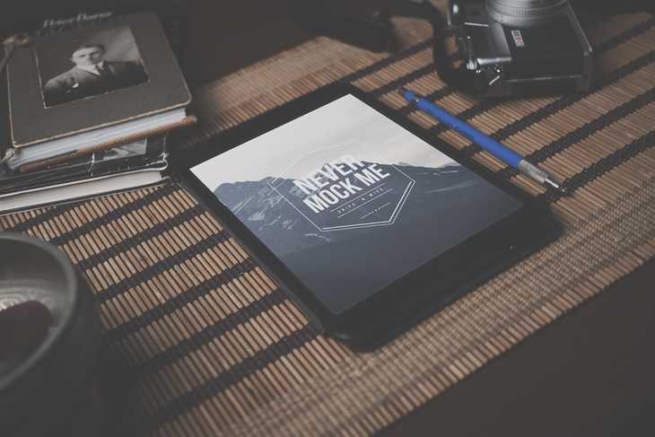 Free iPad PSD Mockup