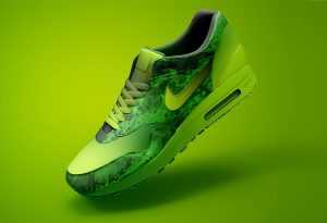 Free Nike Air Max Shoe Mockup