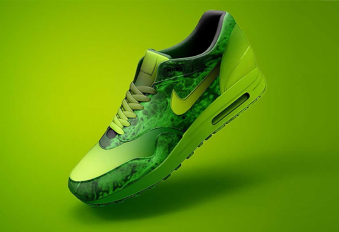 Free Nike Air Max Shoe Mockup