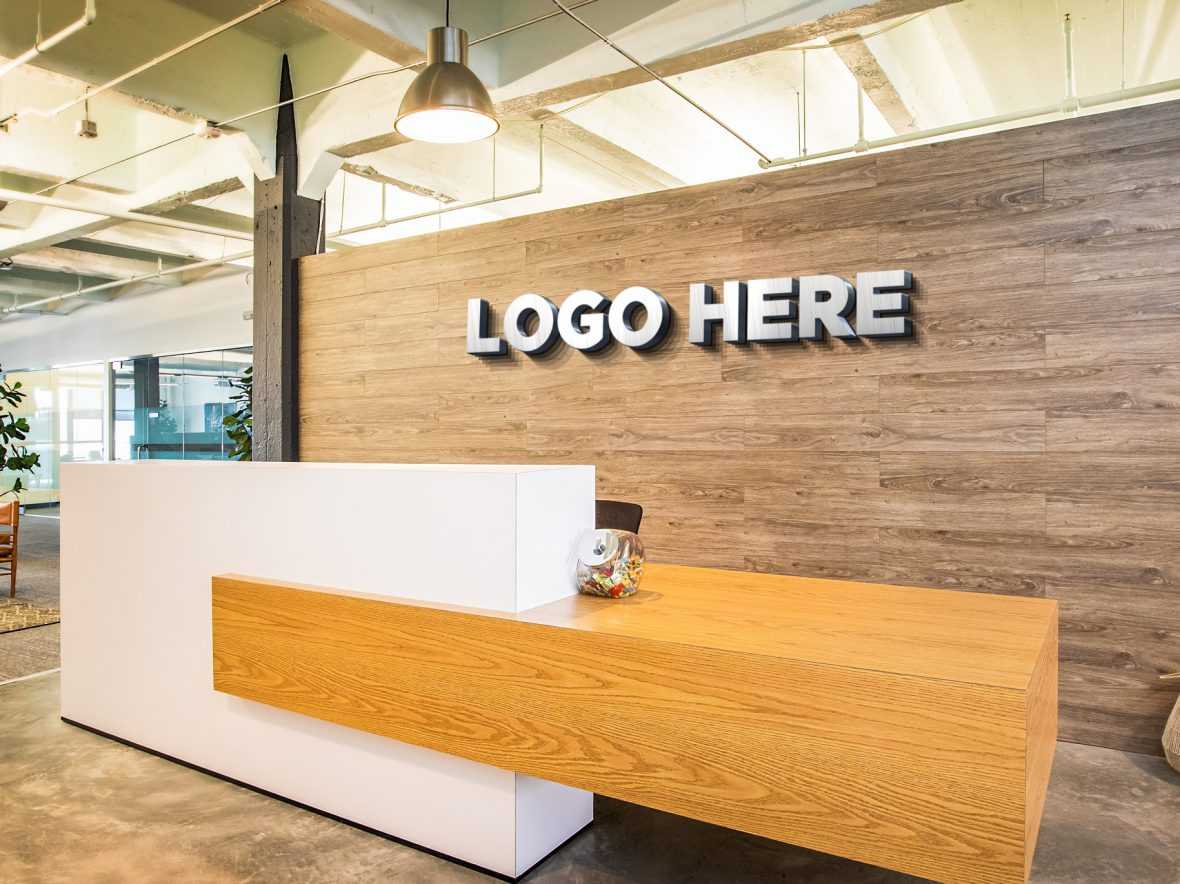 Free Reception Desk Mockup