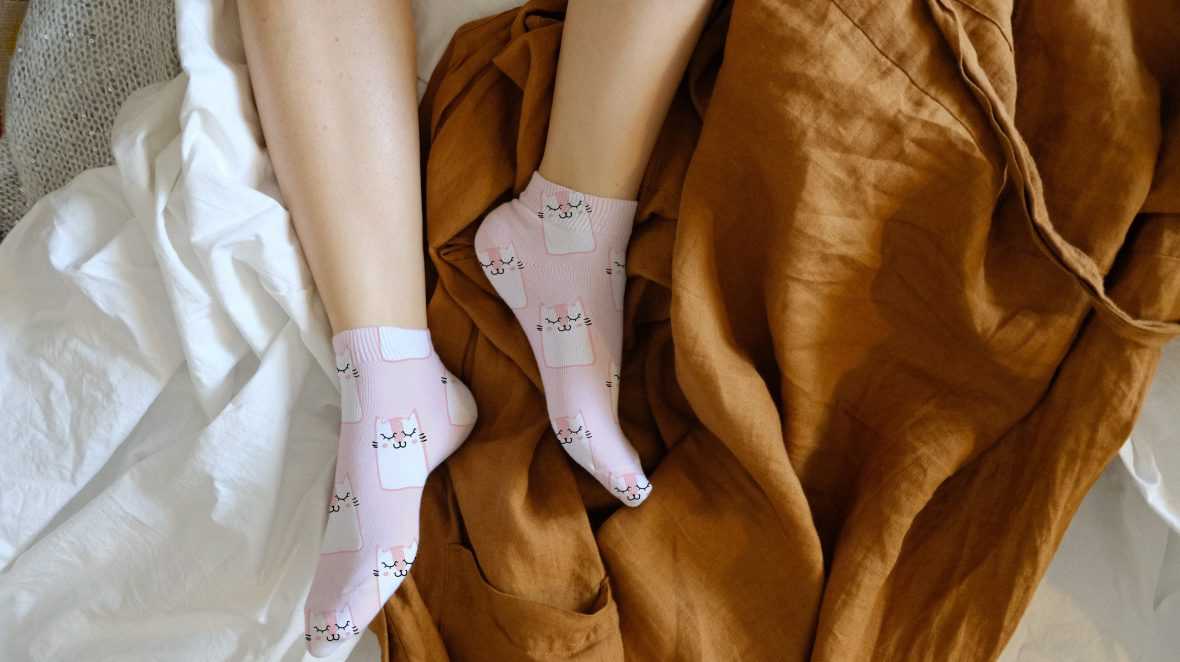 Free Women Socks Design Mockup