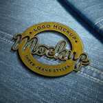 Metal Badge on Jeans Logo Mockup - Download Grátis Metal Badge on Jeans Logo Mockup