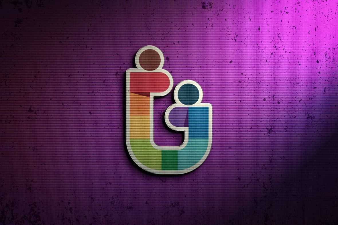 Photoshop Logo Mock-up with Retro Effects