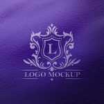 Realistic Logo Mockup on Luxury Fabric Texture - Download Grátis Realistic Logo Mockup on Luxury Fabric Texture