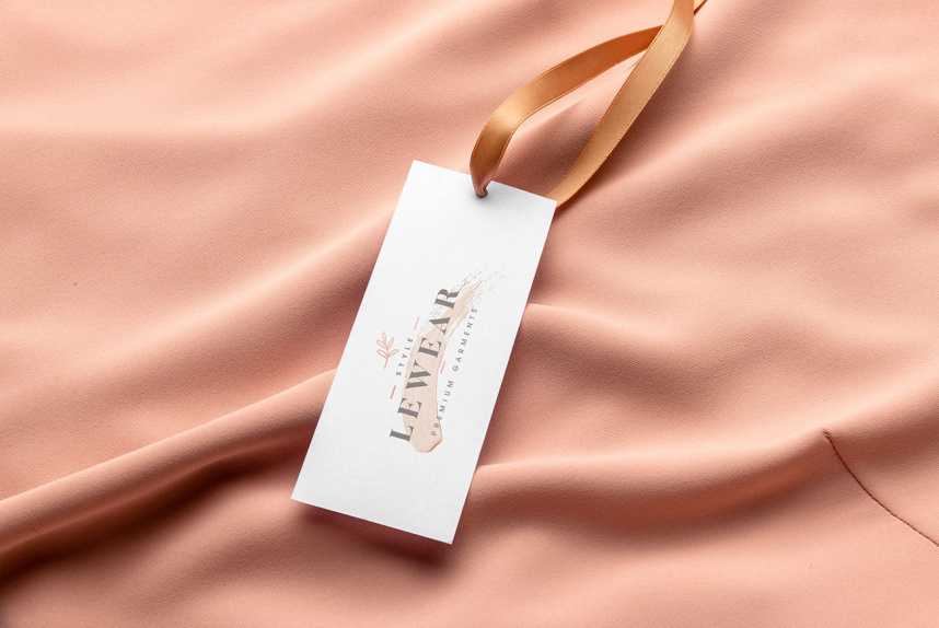 Free Apparel Label Paper Tag Mockup PSD