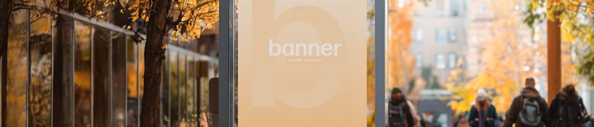 Free Autumn Outdoor Citylight Poster Mockup PSD