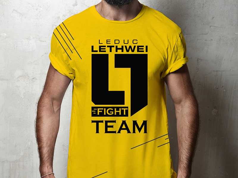 Free Boxing T-Shirt Mockup