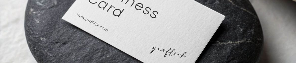 Free Business Card On Pebble Stone Mockup PSD