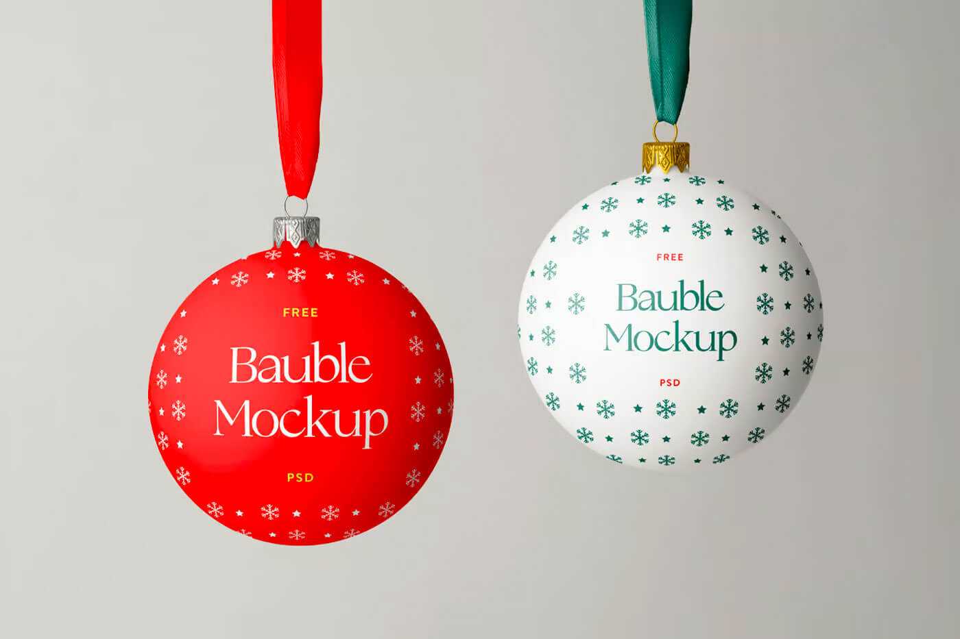 Free Christmas Bauble Mockup PSD