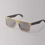 Free Fashionable Glasses Mockup PSD