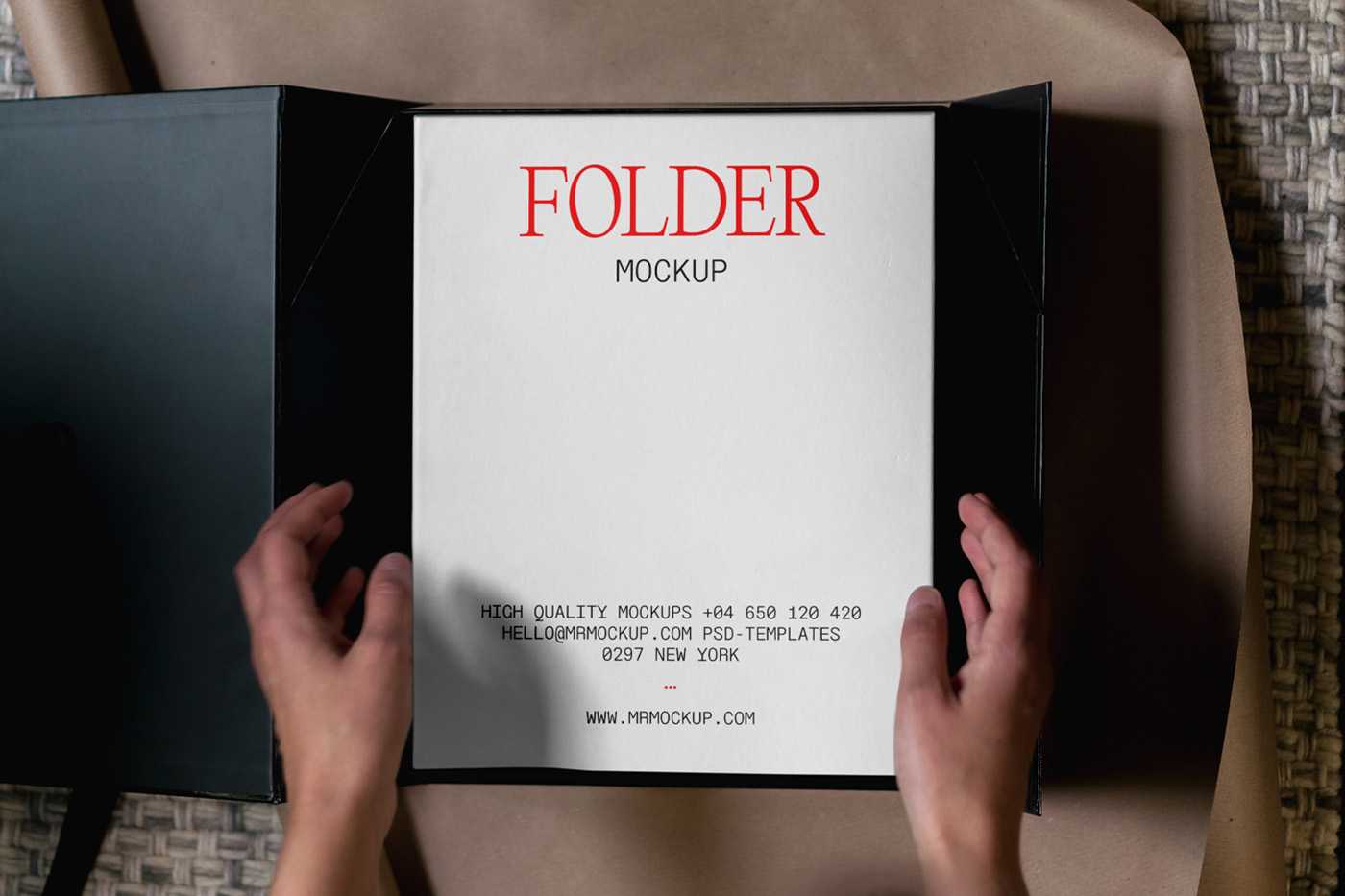 Free Folder Mockup