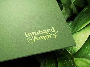 Free Green Textured Paper LOGO Mockup PSD