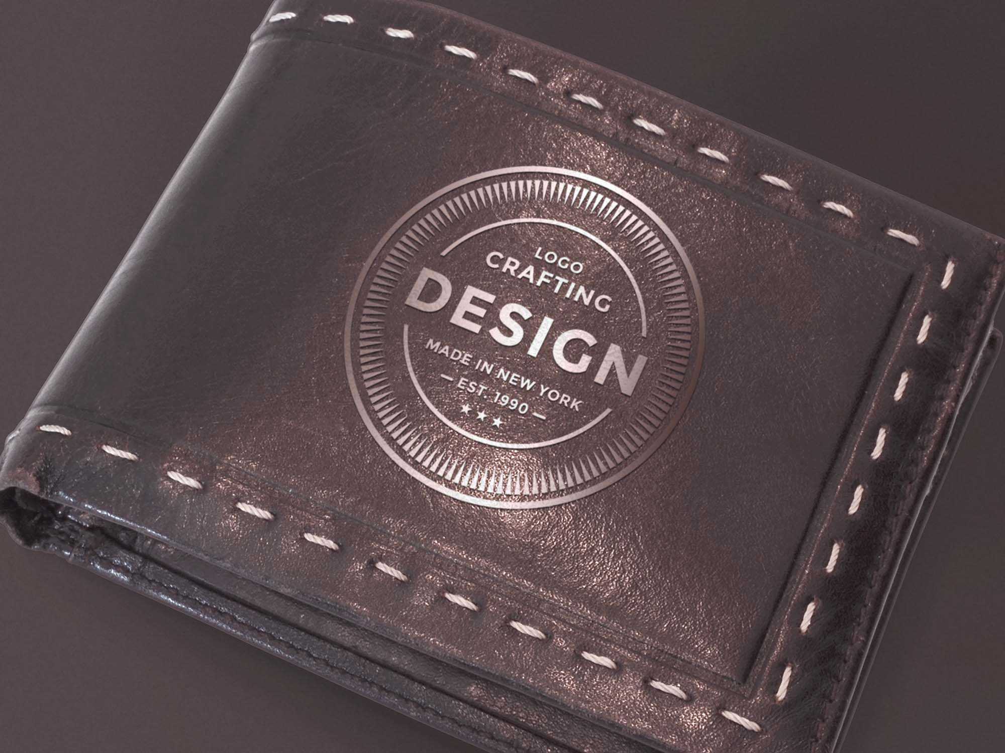 Free Men's Leather Wallet Purse Mockup PSD