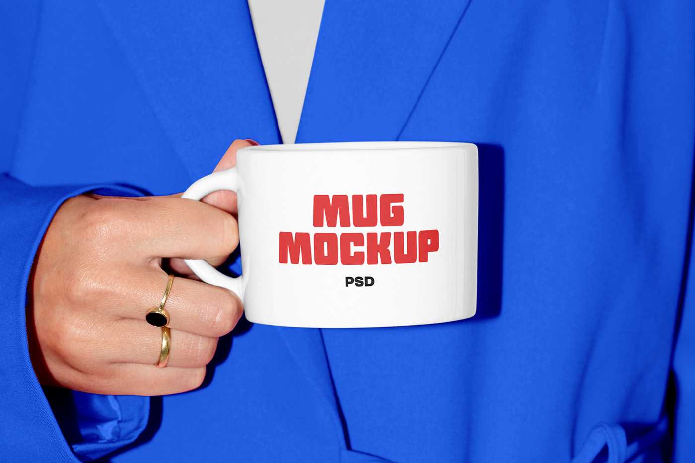 Free Mug with Bathrobe PSD Mockup