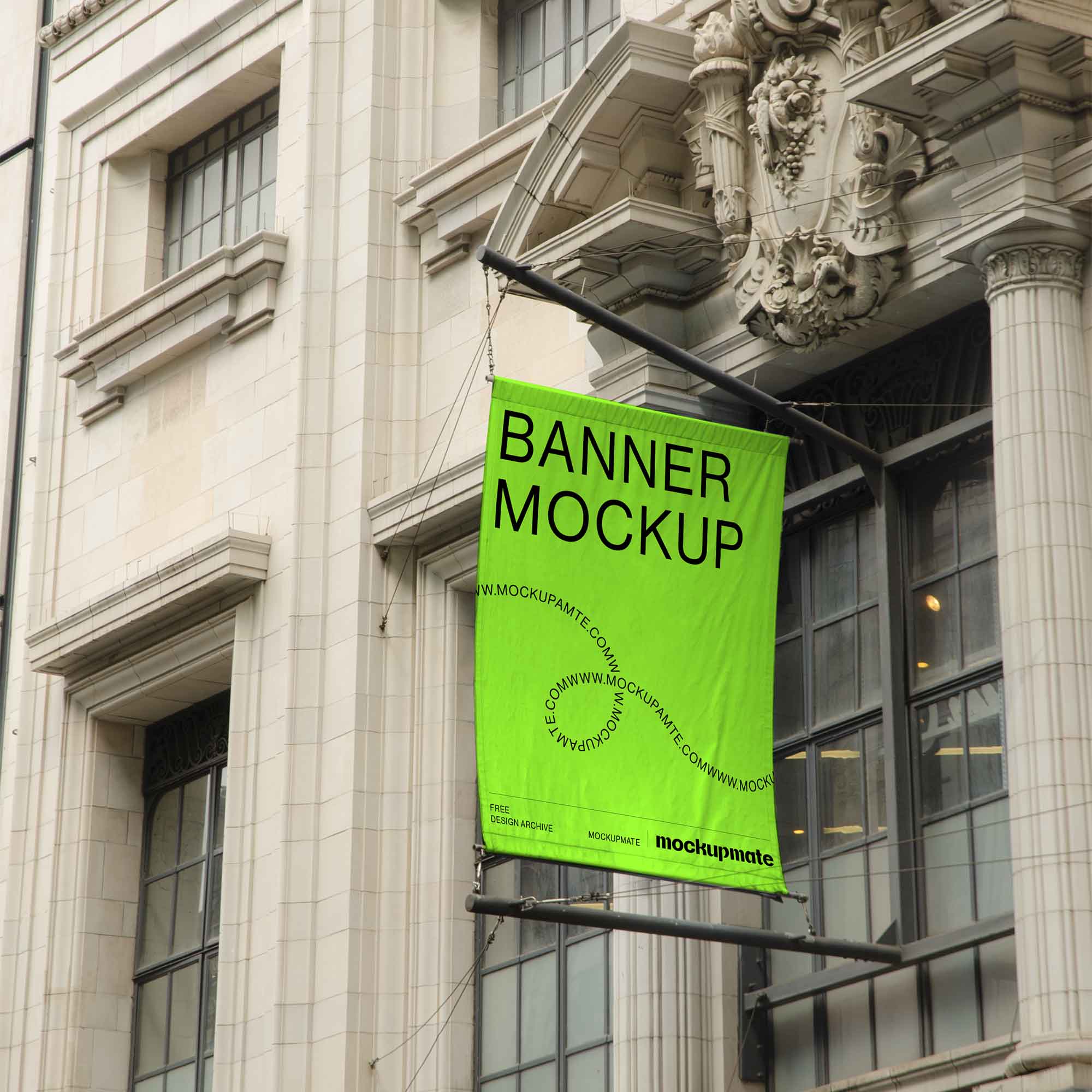 Free Outdoor Banner Mockup PSD
