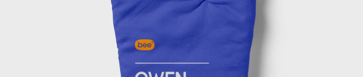 Free Oven Glove Mitt Mockup PSD