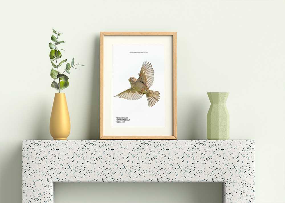 Free Picture Frame Mockup PSD