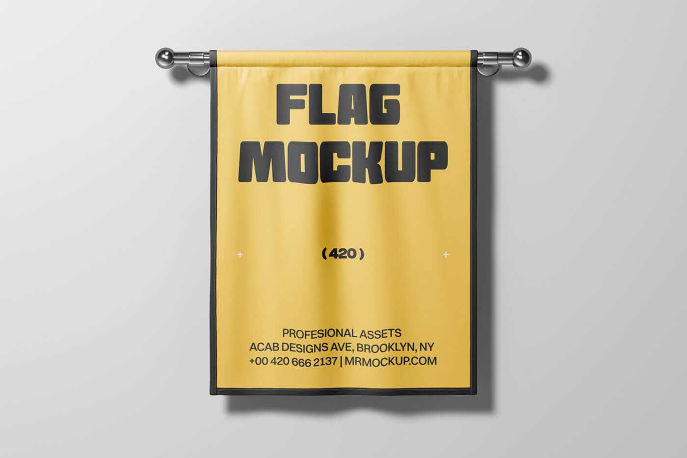Free Rectangle Pennant Flag Mockup PSD