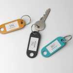 Free Room Key Tag Mockup PSD