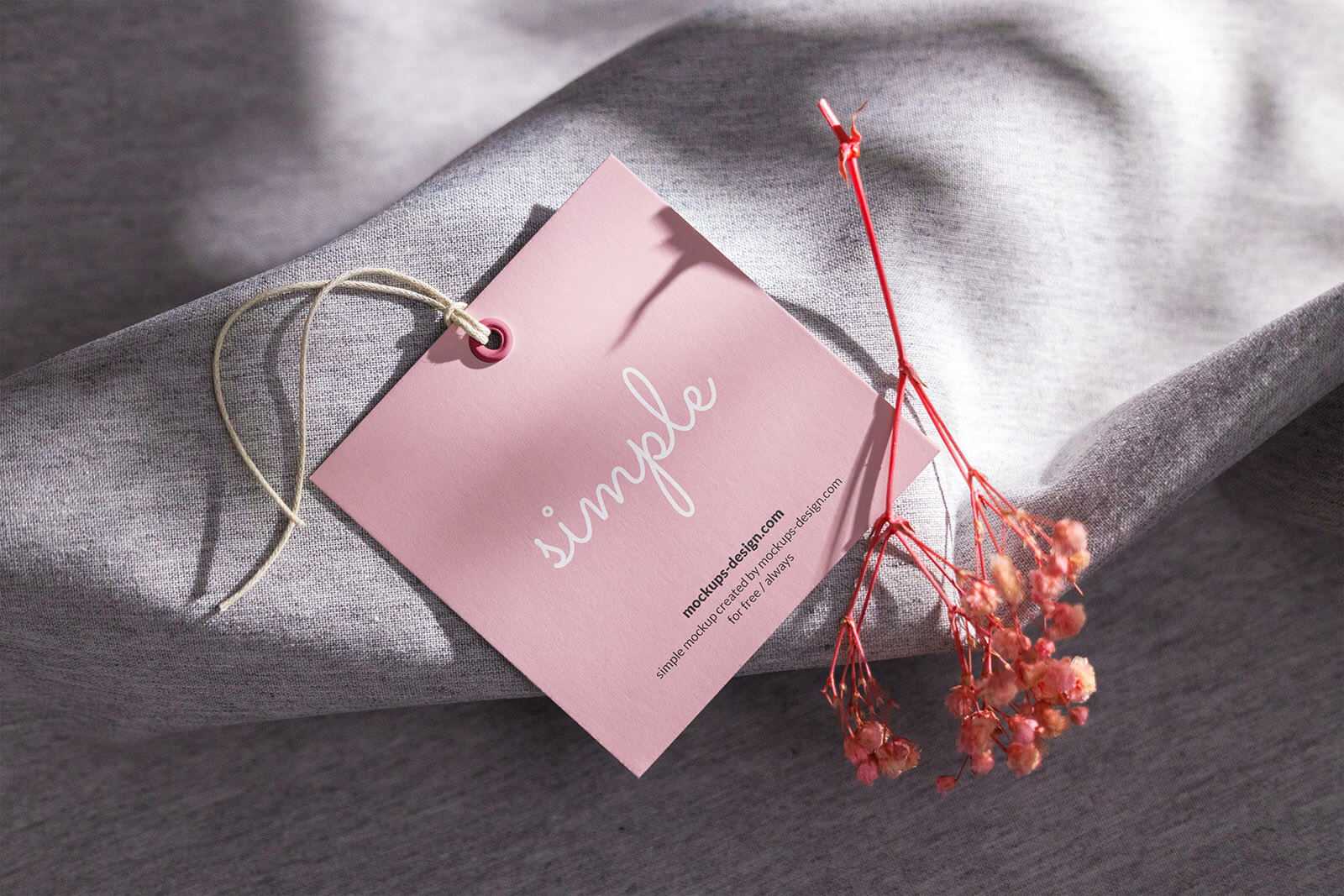 Free Square Fabric Hanging Label Tag Mockup PSD