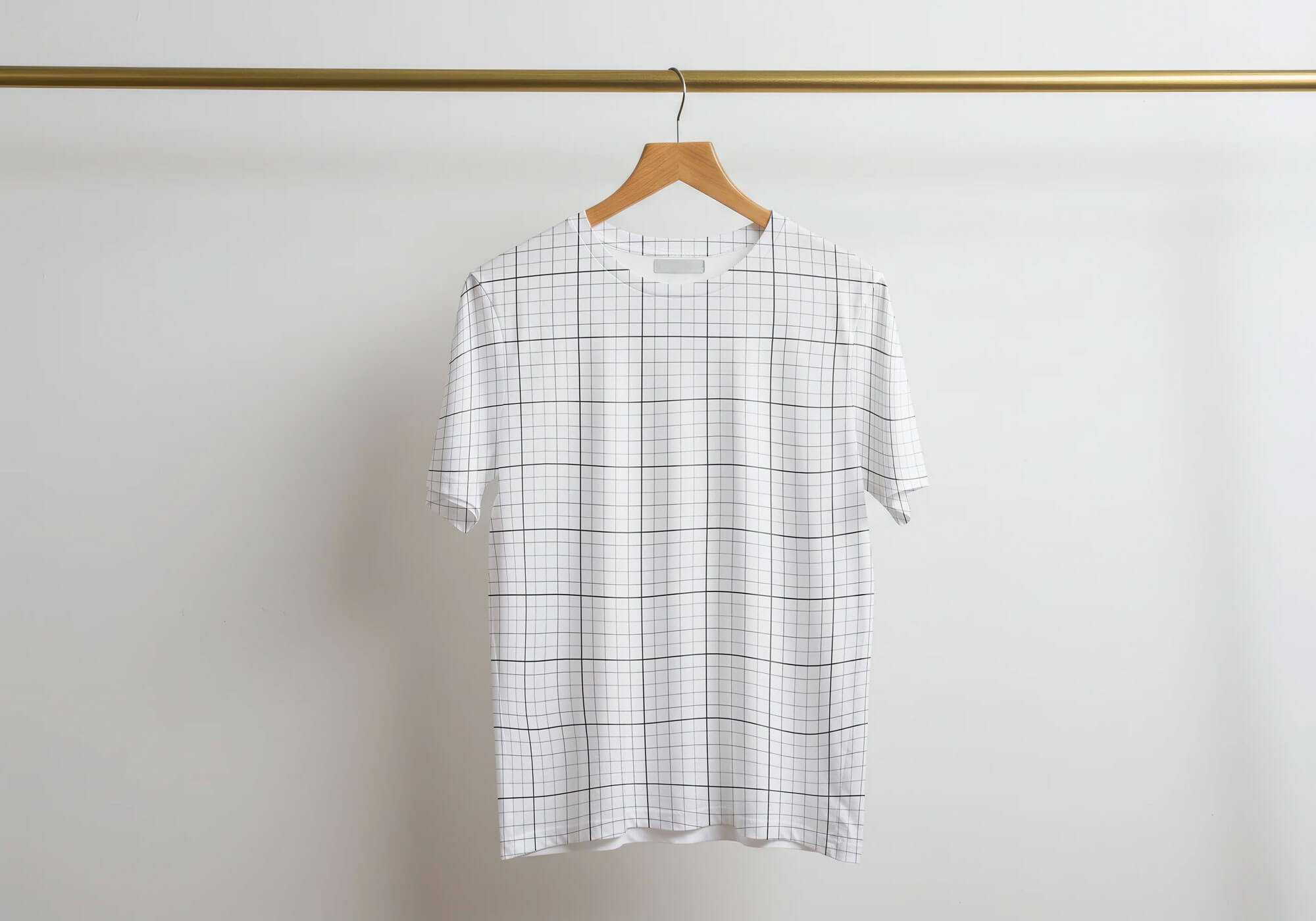 Free T-shirt On Hanger Mockup PSD – Free PSD Download Free T-shirt On Hanger Mockup PSD