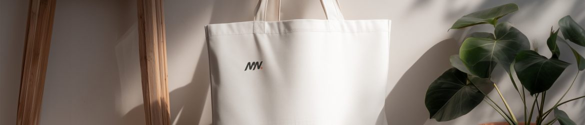 Free Tote Canvas Bag Mockup PSD