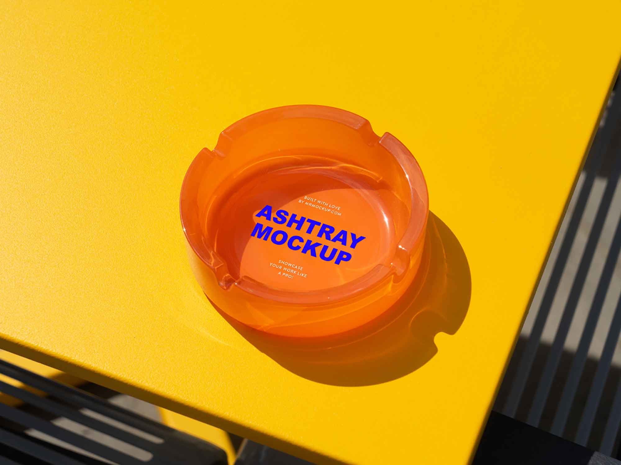 Free Transparent Ashtray Mockup PSD