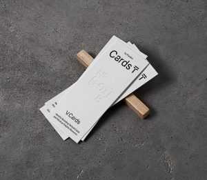Free Vertical Business Card Mockup PSD