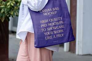 Free Woman Wearing Tote Bag Mockup