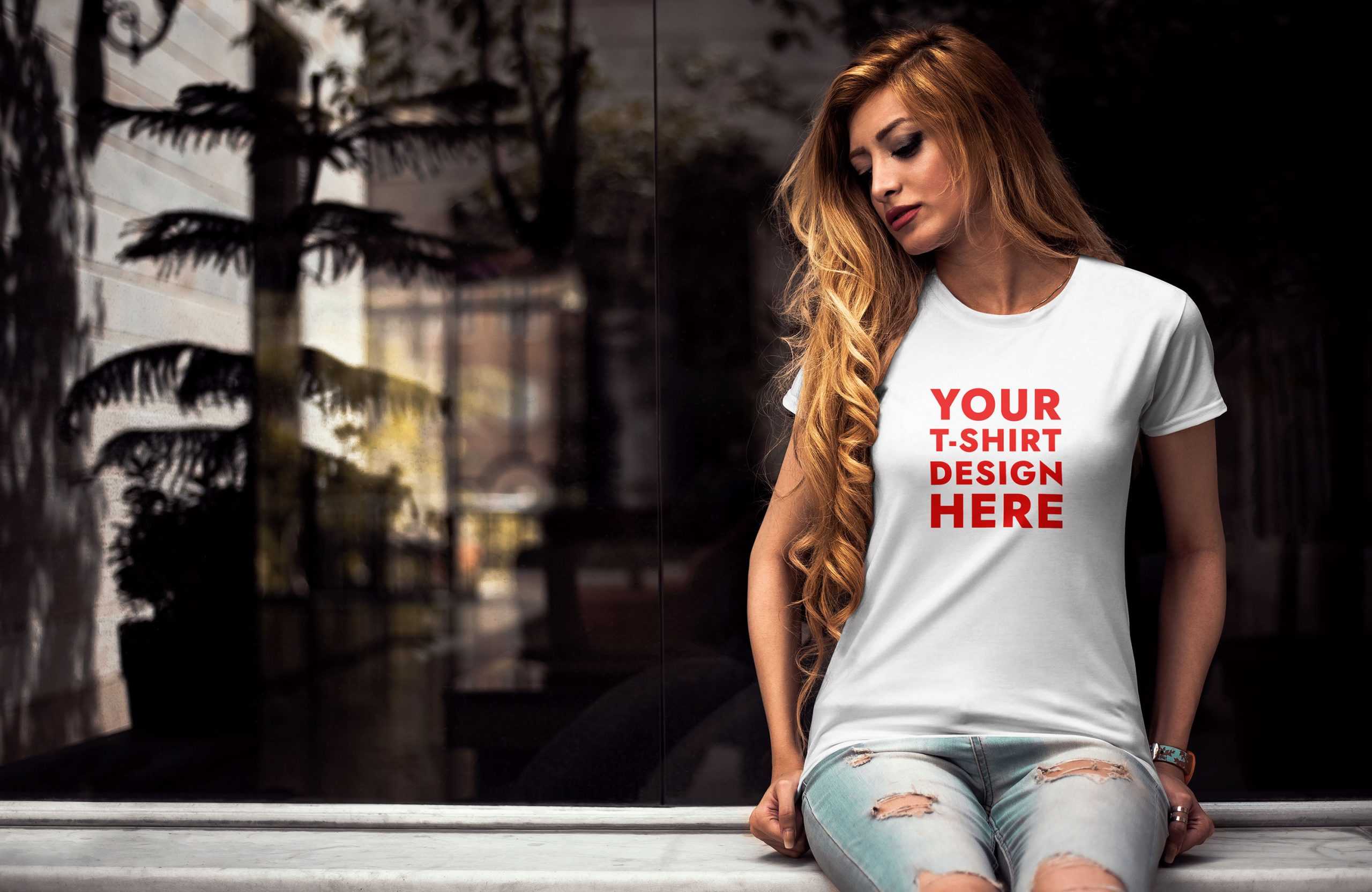 Free Young Woman T-Shirt Mockup PSD Vol.2