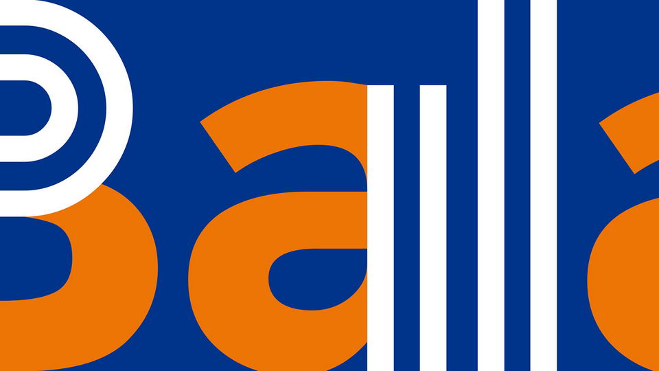 Balans Typeface › Fontesk