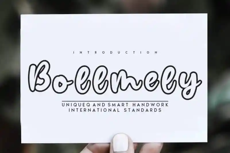 Bollmely Display Font