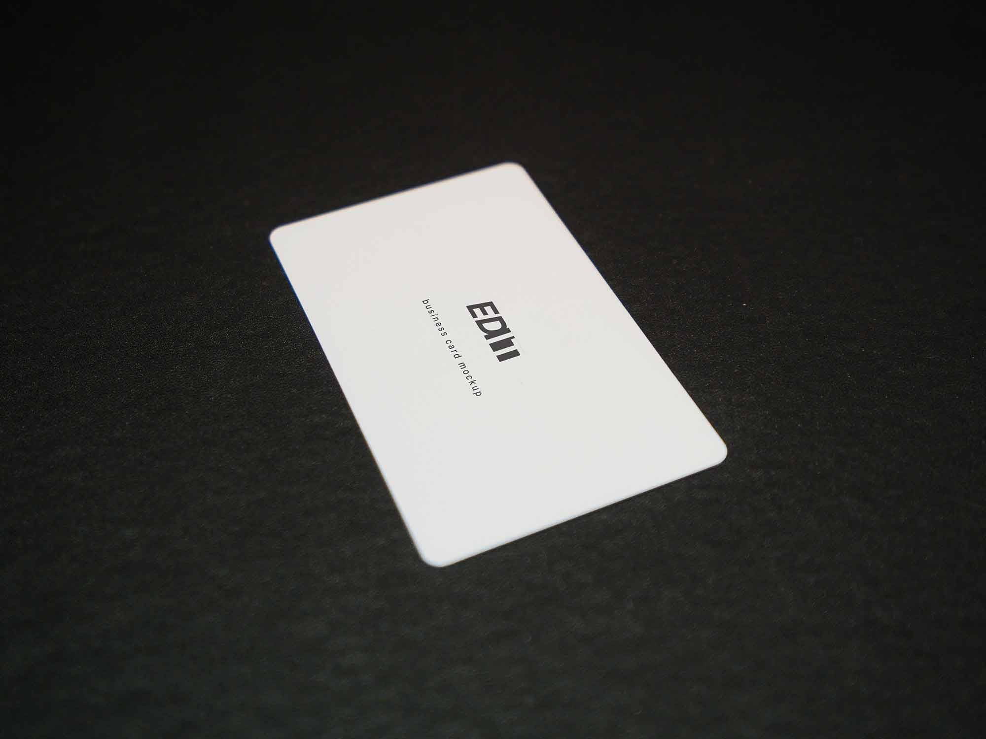 Business Card Mockup (90x55mm)