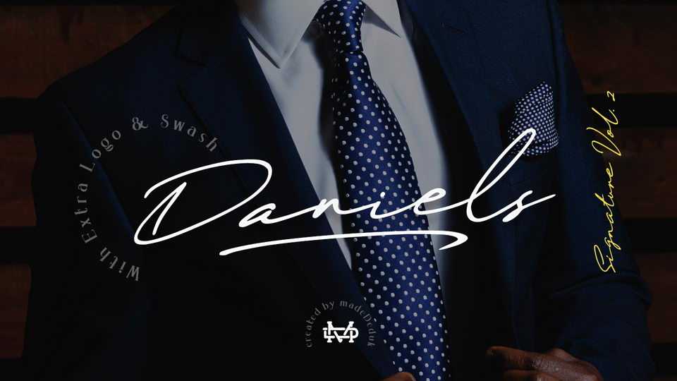 Daniels Font › Fontesk
