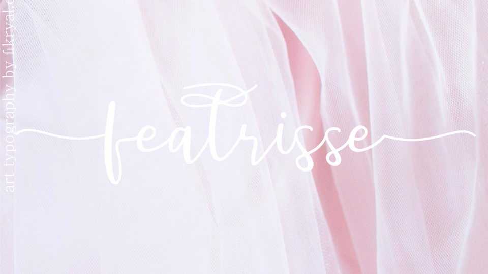 Featrisse Script Font › Fontesk