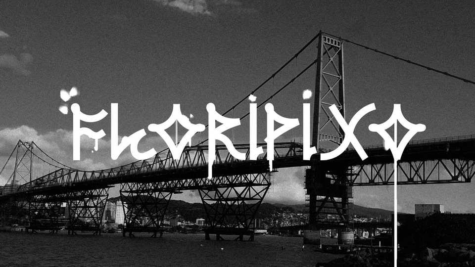 Floripixo Font › Fontesk