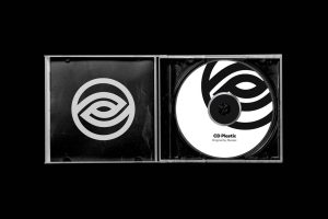 Free CD Retro Design Mockup (PSD)
