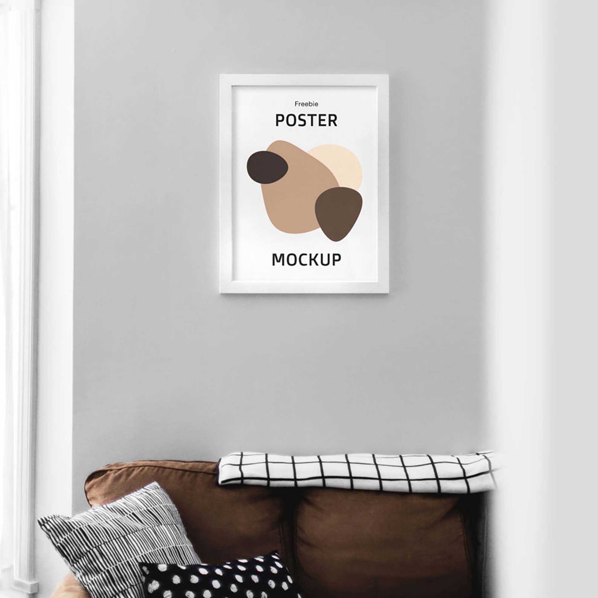 Free Frame Interior Mockup (PSD)