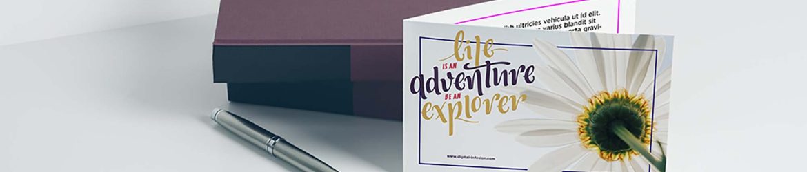 Free Greeting Card Mockup (PSD)