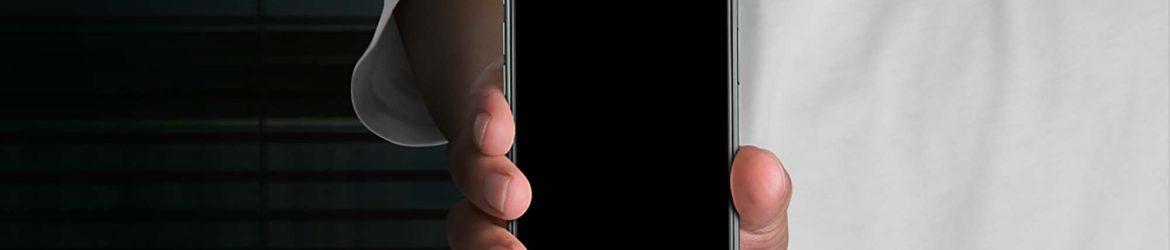 Free Handheld iPhone 11 Pro Mockup (PSD) Free Handheld iPhone 11 Pro Mockup (PSD)