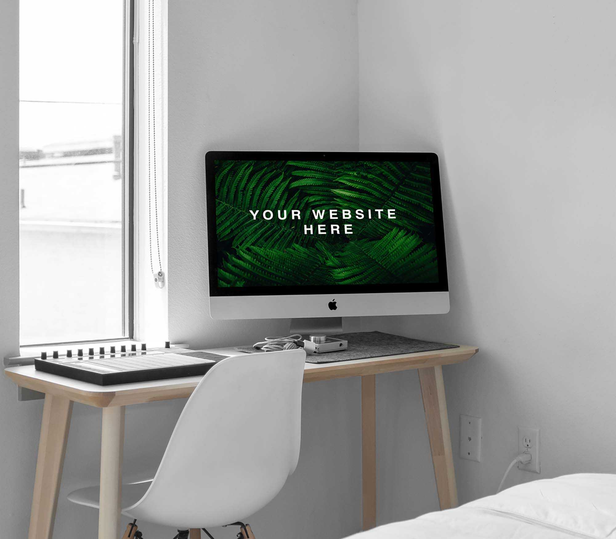 Free iMac in Room Mockup (PSD)