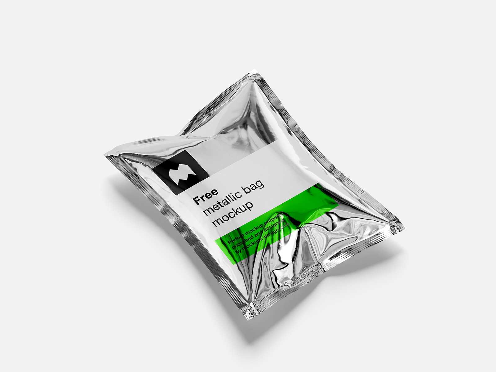 Free metallic bag mockup