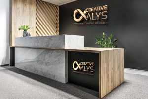 Free Office Reception 3D Logo Mockup (PSD)